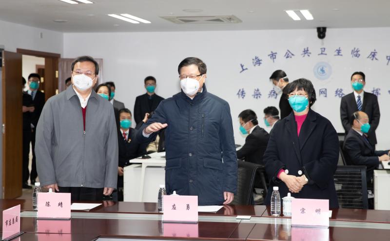 上海市長實(shí)地走訪 強(qiáng)調(diào)救治管控入滬三個(gè)重點(diǎn)